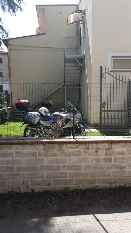 Casa Vacanza La Rondine Valmontone Exterior photo